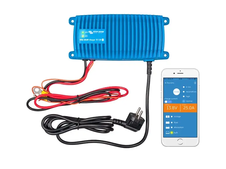 Výprodej Nabíječka Lithiových baterií Victron EnergyBlueSmart 12V/25A IP67, vodotěsná