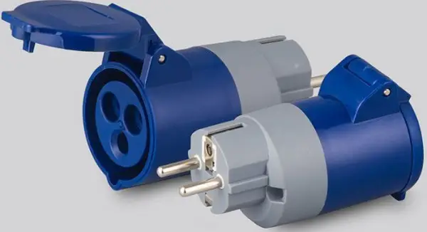 Adaptér 230V 3kolík/ 230V EURO+CZ Nová Kolekce