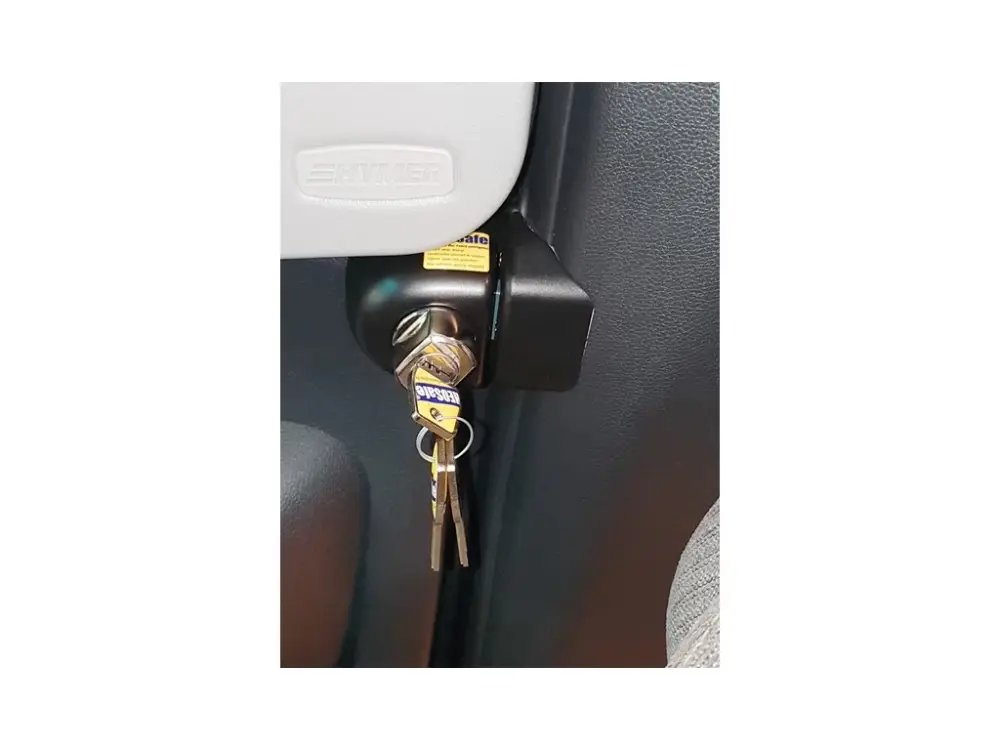 Ochrana dveří kabiny HEOSafe Mercedes Sprinter od roku 2018 - s klíčem Must-Have