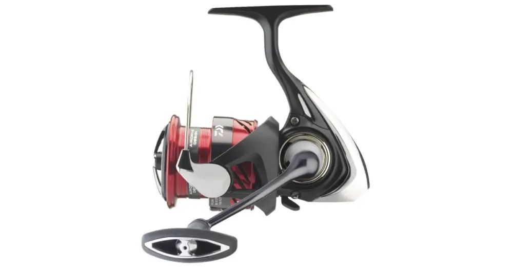 Akce Daiwa Naviják 23 Ninja LT 2500