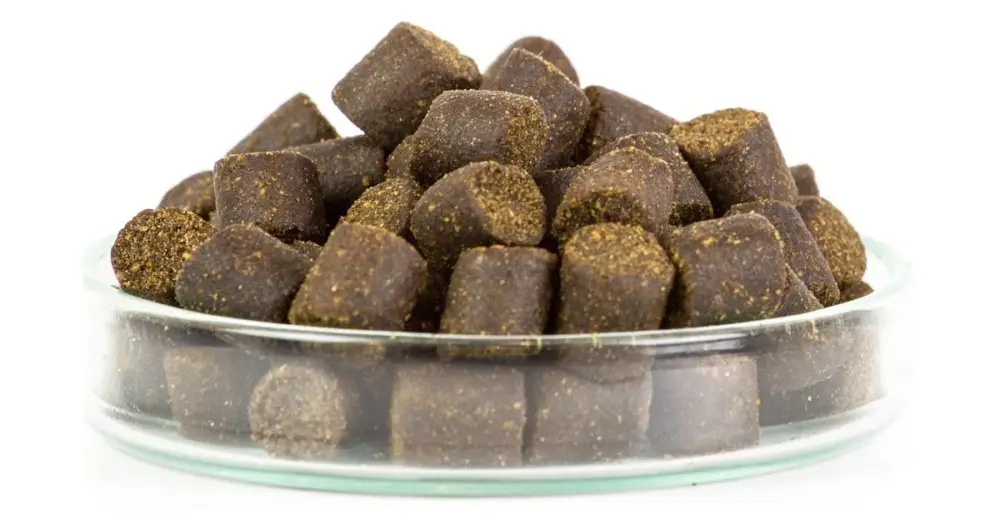 Mikbaits Vnadící Pelety Pstruhové 8mm (potápivé) Novinka