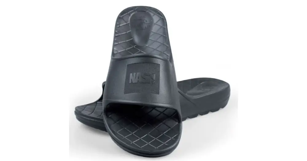 Ověřený Nash Pantofle Make It Happen Sliders Black