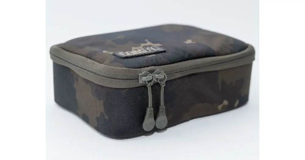 Korda Pouzdro Compac 140 Tackle Pouch Dark Kamo Sezónní Sleva