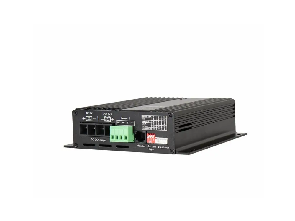 CarbestBooster Carbest 12V/30A Dokud Zásoby Vydrží